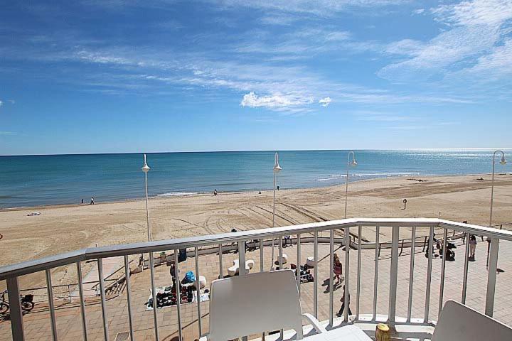 Apartamento Primera Linea Playa Centro De Guardamar Lägenhet Guardamar del Segura Exteriör bild
